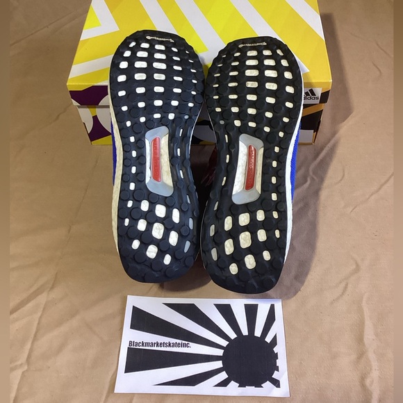 Adidas UltraBoost Mid Run Thru Time BY3056 Men's Size 10.5 - Picture 7 of 7